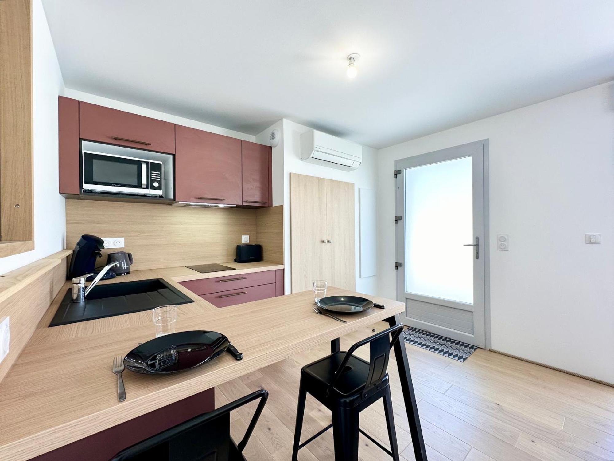 Le Jungle - Neuf - Parking Prive - Hyper Centre Apartment *